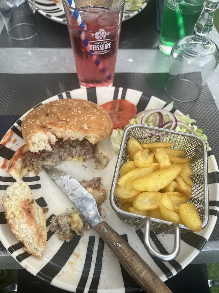 Pub Restaurant St Patrick_Claye-Souilly_slider_image_3