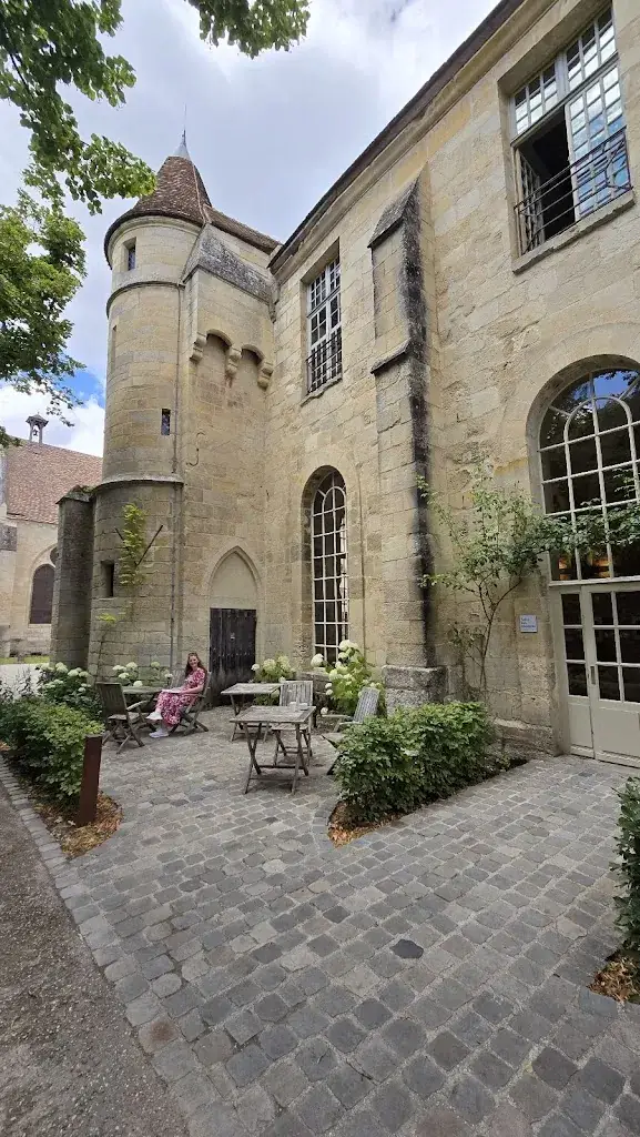 Philip O'Mahony_Royaumont Abbey_Asnières-sur-Oise_review