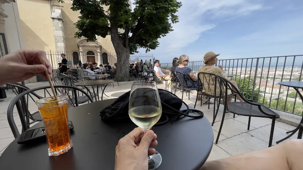 Duke La_Bulle - Restaurant de Fourvière - Guy Lassausaie_Lyon_review