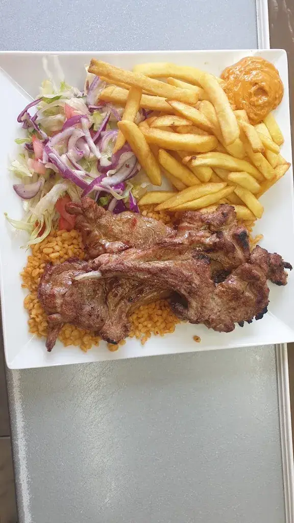 Restaurant La Rose D'ablon_Ablon-sur-Seine_slider_image_3