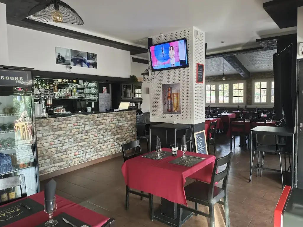 Le Palace ristorante a Villeneuve-le-Roi