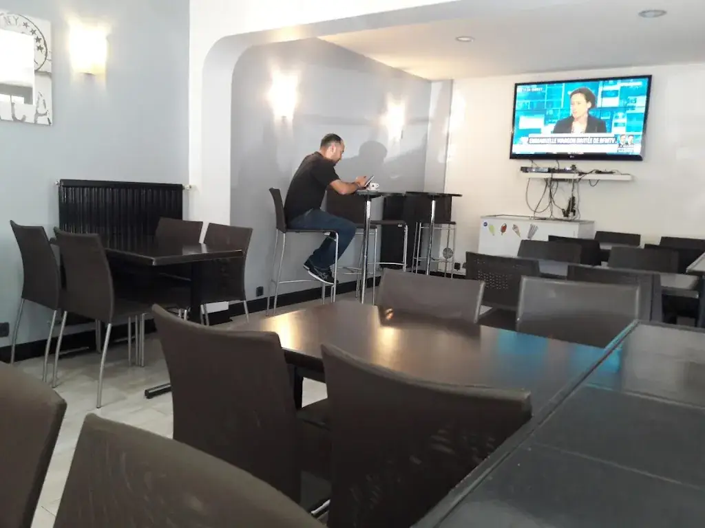 O'Repaire_Villeneuve-le-Roi_slider_image_3