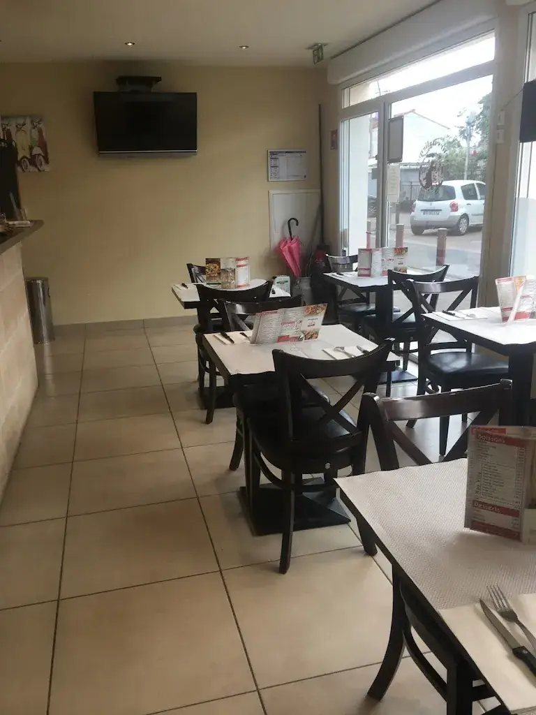 Di Calabria_Villeneuve-le-Roi_slider_image_1