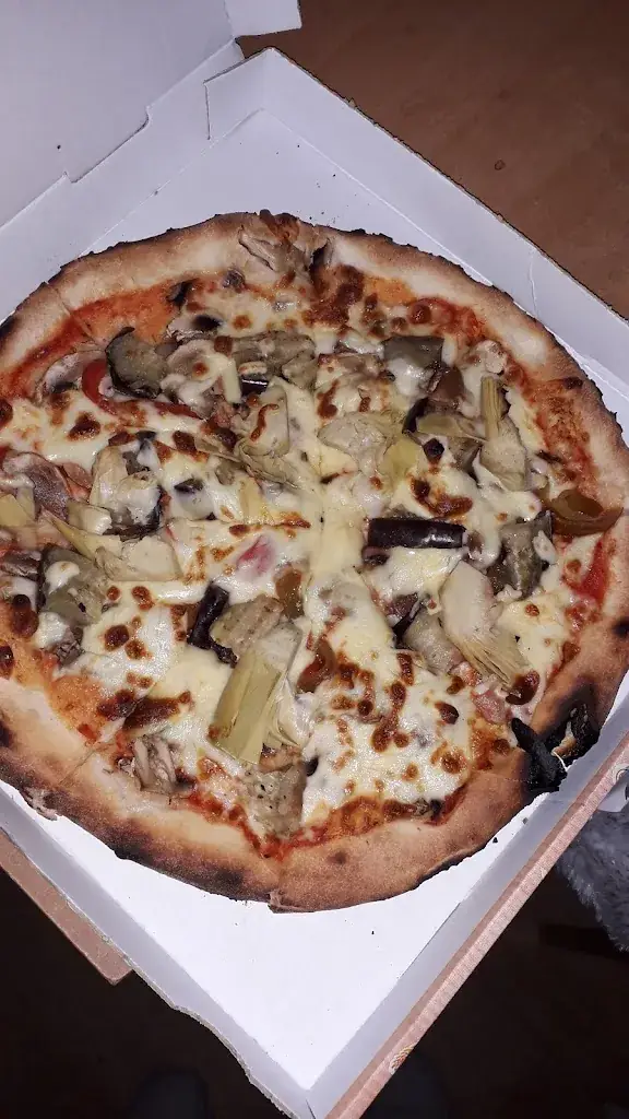 Isabelle Pruvost_Royal Délice Pizza_Ablon-sur-Seine_review