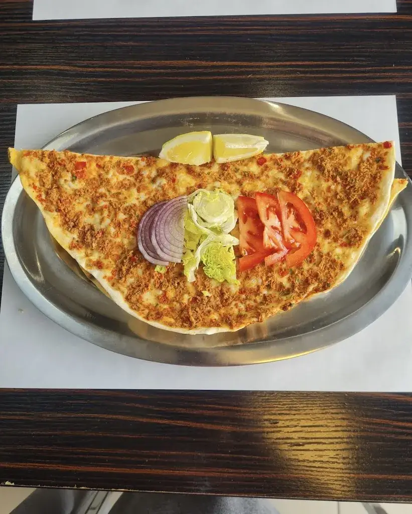 Chez Abii restaurant in Andrésy