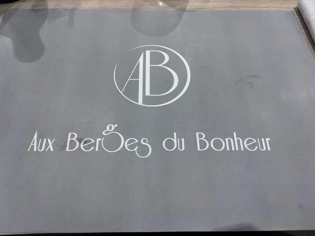 Yam Kent_Aux Berges du Bonheur Conflans-sainte-Honorine_Conflans-Sainte-Honorine_Bewertung