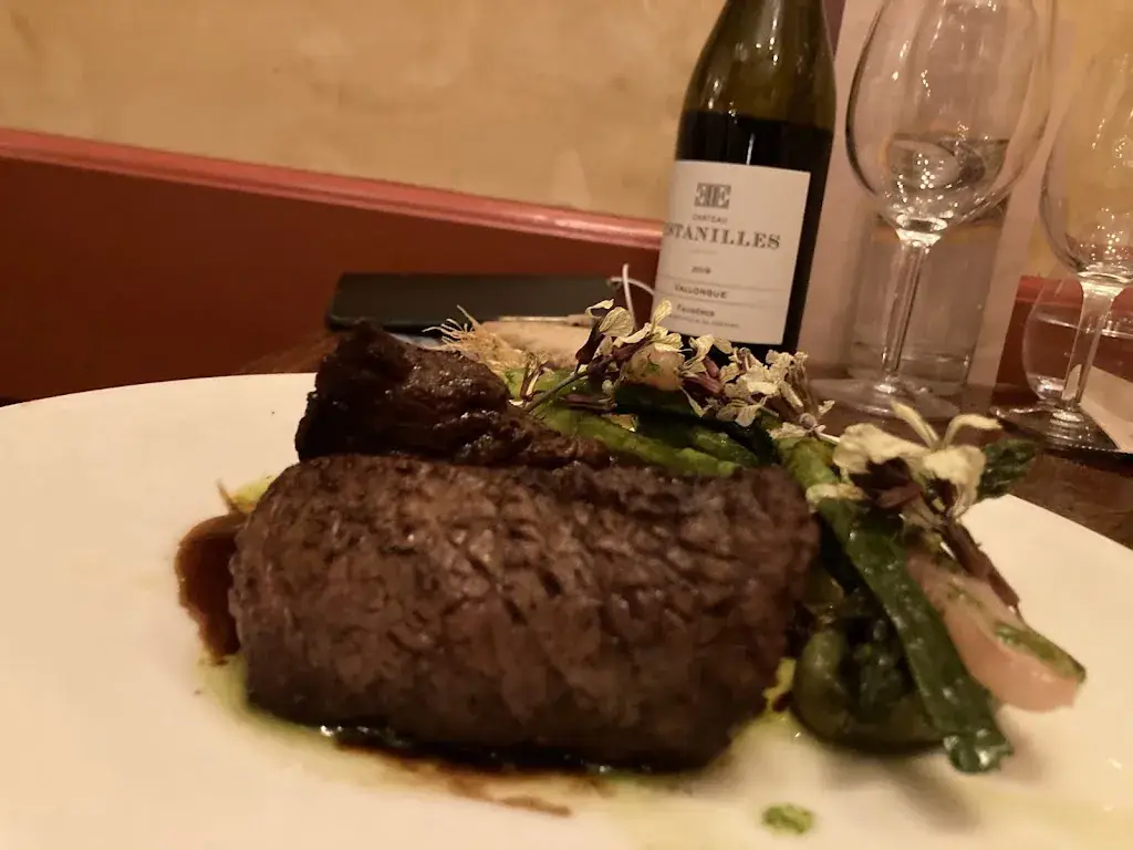 Mings_Le Canut et Les Gones_Lyon_review