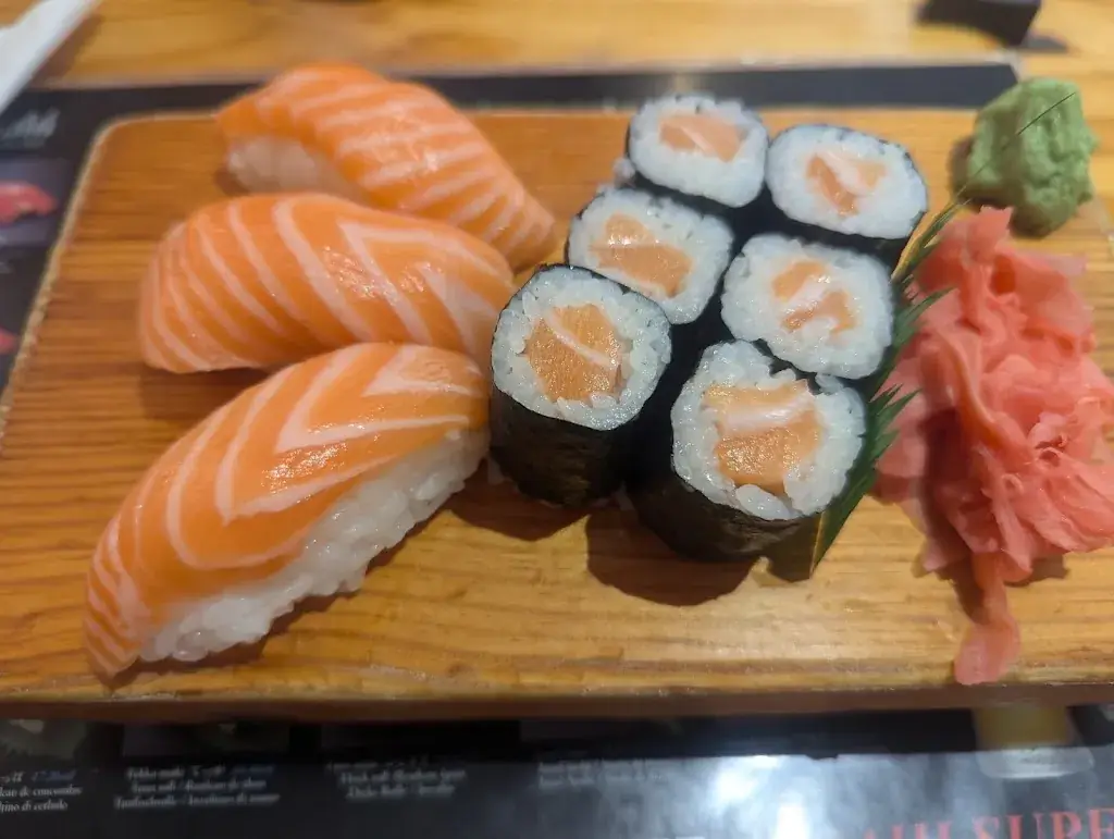 Little Tokyo Restaurant_Conflans-Sainte-Honorine_slider_image_3