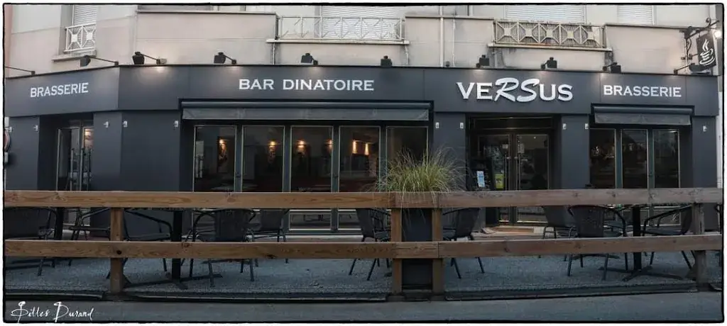 Brasserie Versus restaurant in Maurecourt
