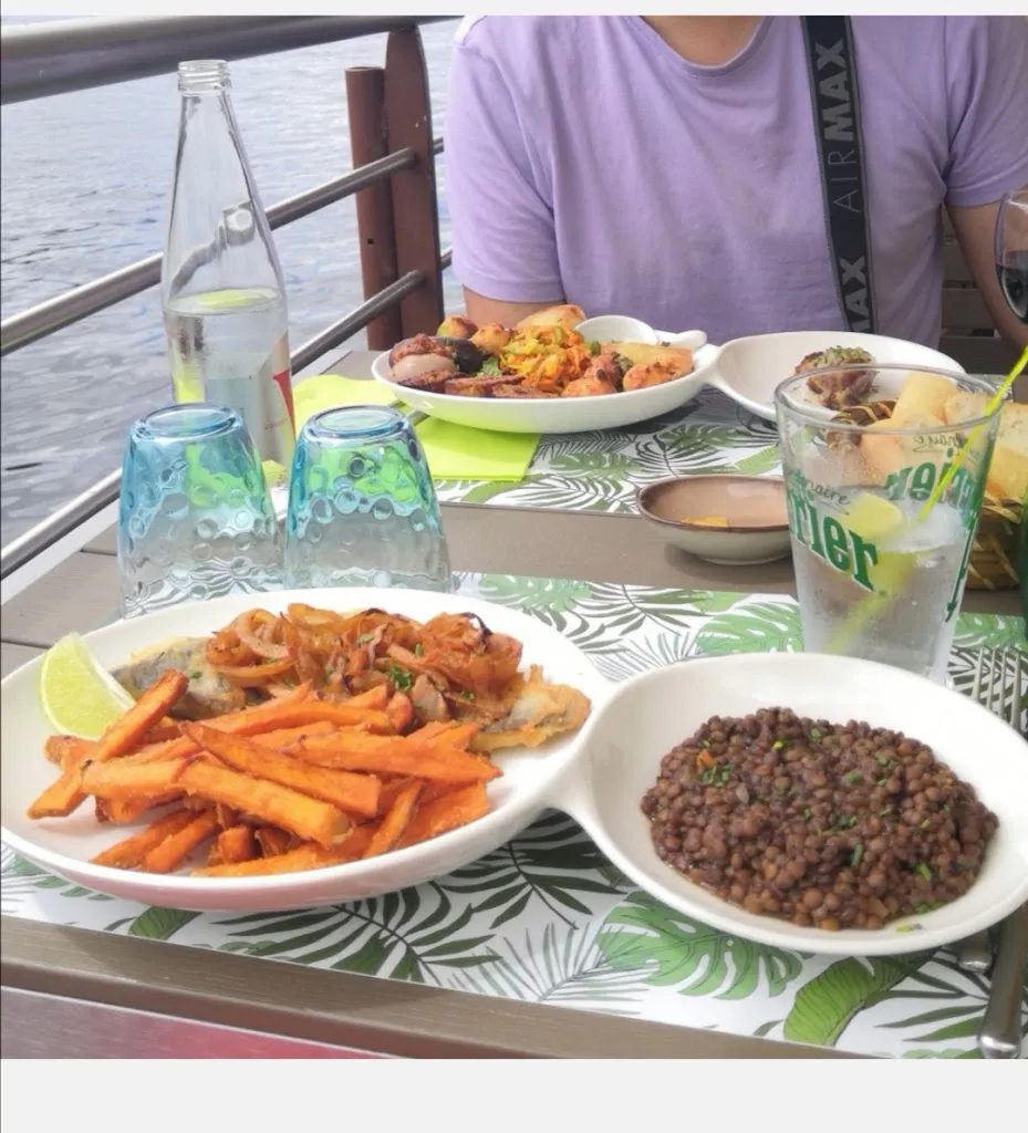 Lorena Siliceo_Bateau Chocolaté_Conflans-Sainte-Honorine_review