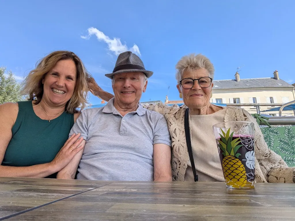 Emma James_Bateau Chocolaté_Conflans-Sainte-Honorine_review