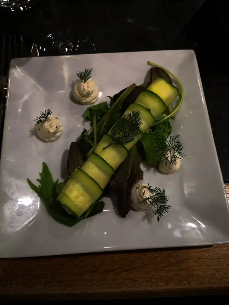 Perless Shelcy_Restaurant L'Aérodrome_Moisselles_review