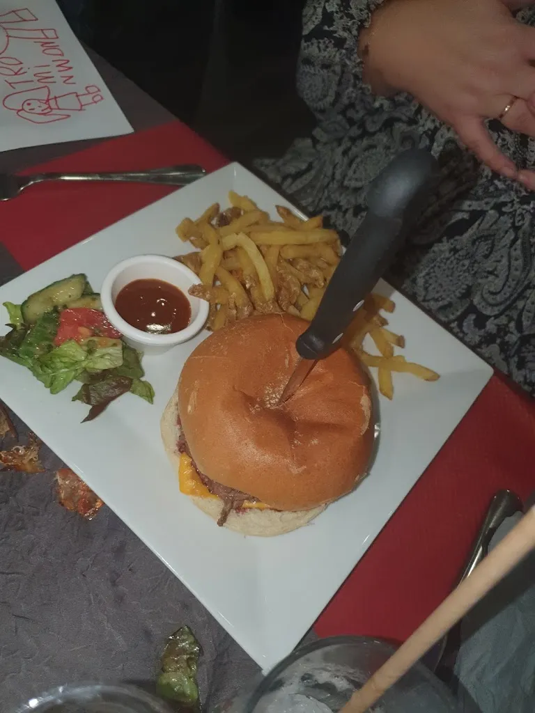 Menu_Les Aventuriers._Moisselles_image_2