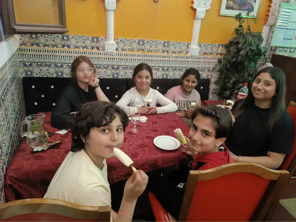 Etoile de l'Inde restaurant in Moisselles