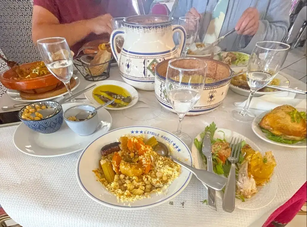 Elisabeth Le Verge_L'Étoile Kabyle_Athis-Mons_review