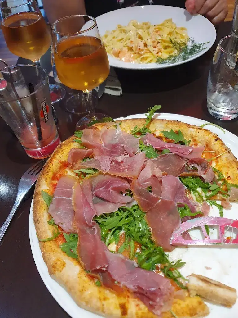 Sabinou_Le Victornella_Athis-Mons_review