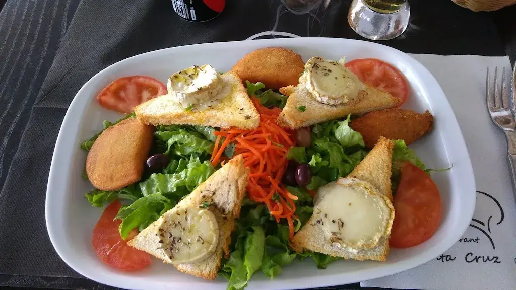 cécile explore_Santa-Cruz_Athis-Mons_review