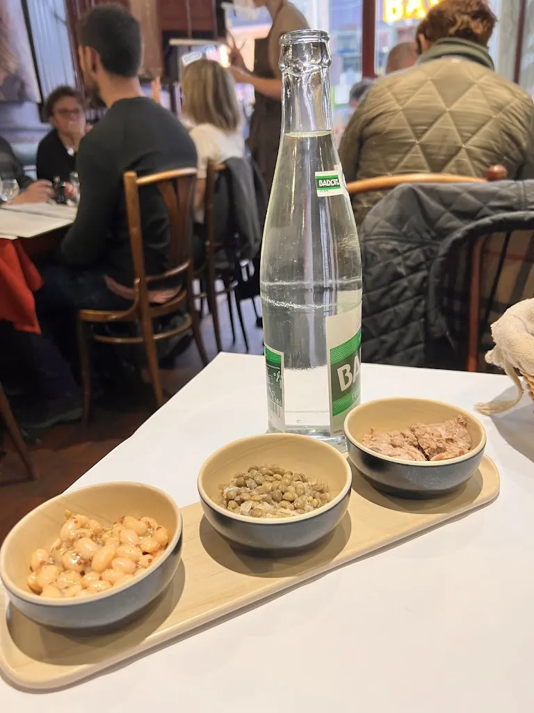 Michelle Sanchez_Le Mercière_Lyon_review