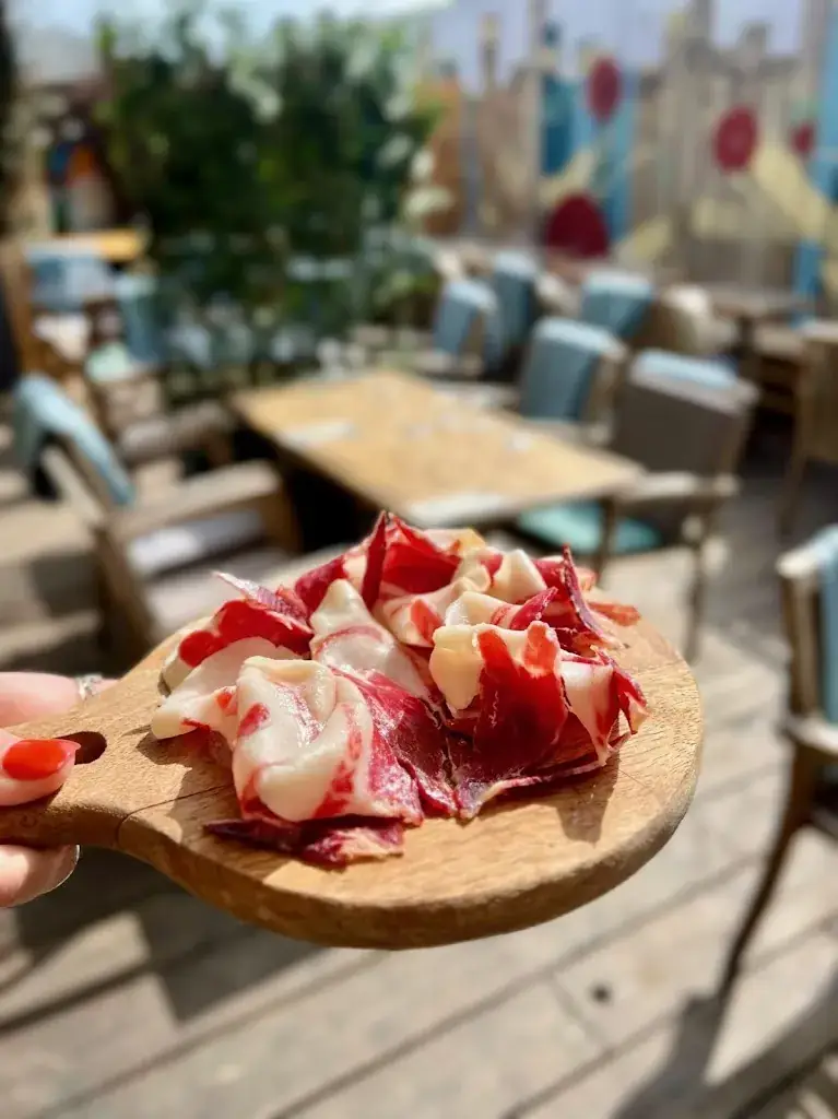 Rhapsody_Asnières-sur-Seine_slider_image_3