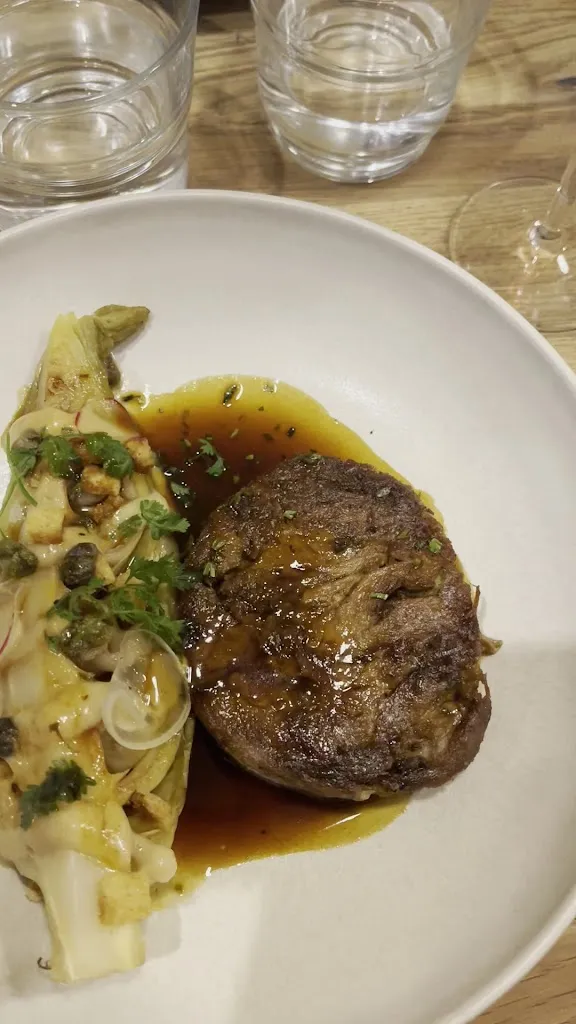 Poulette_Asnières-sur-Seine_slider_image_2