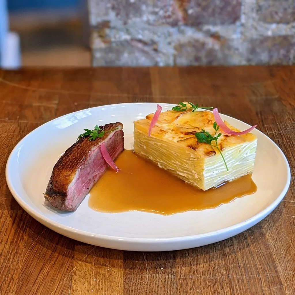 Poulette_Asnières-sur-Seine_slider_image_3