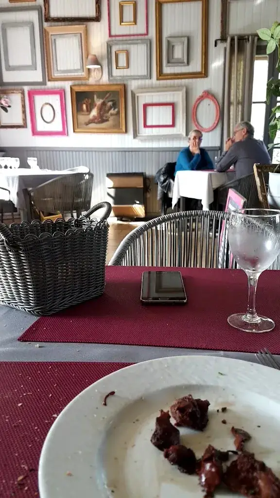 Restaurant La Mangeoire_Auvers-Saint-Georges_slider_image_2