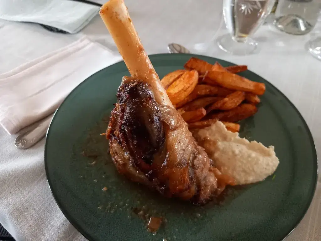 Restaurant La Mangeoire_Auvers-Saint-Georges_slider_image_3