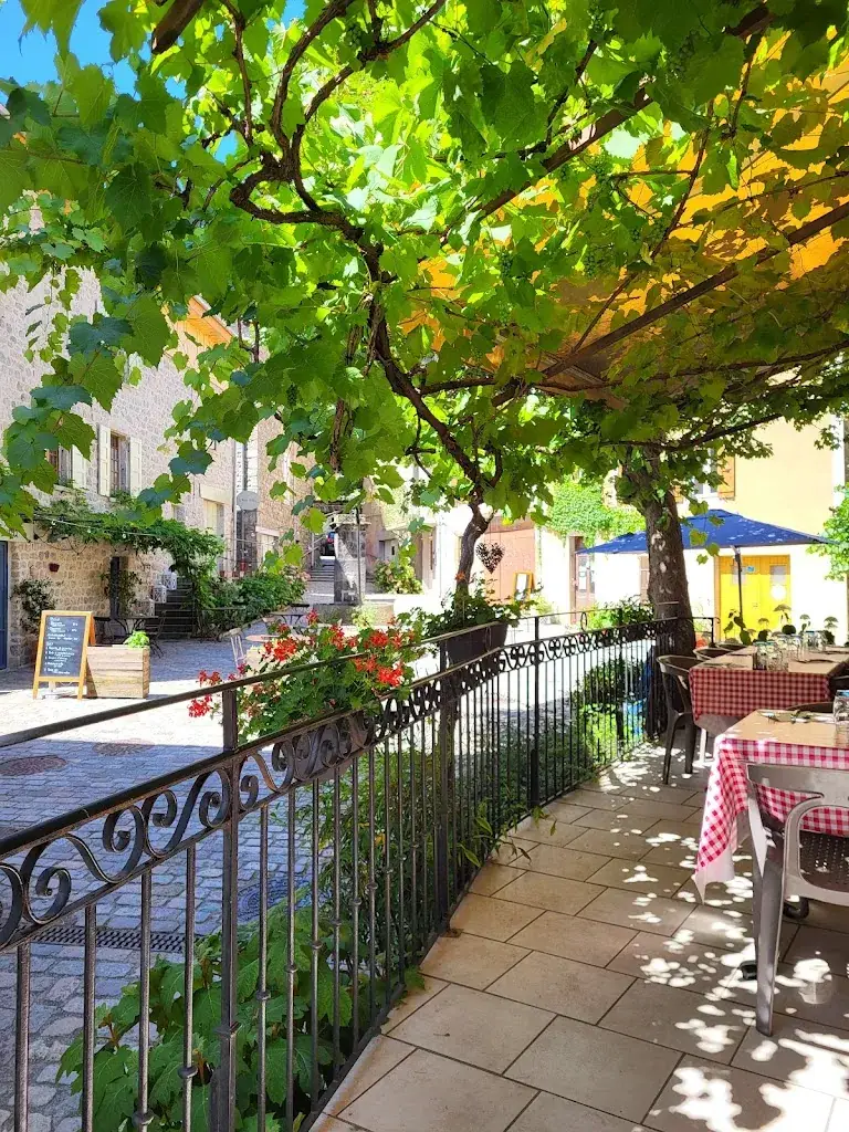 Auberge de la Fontaine ristorante a Désaignes