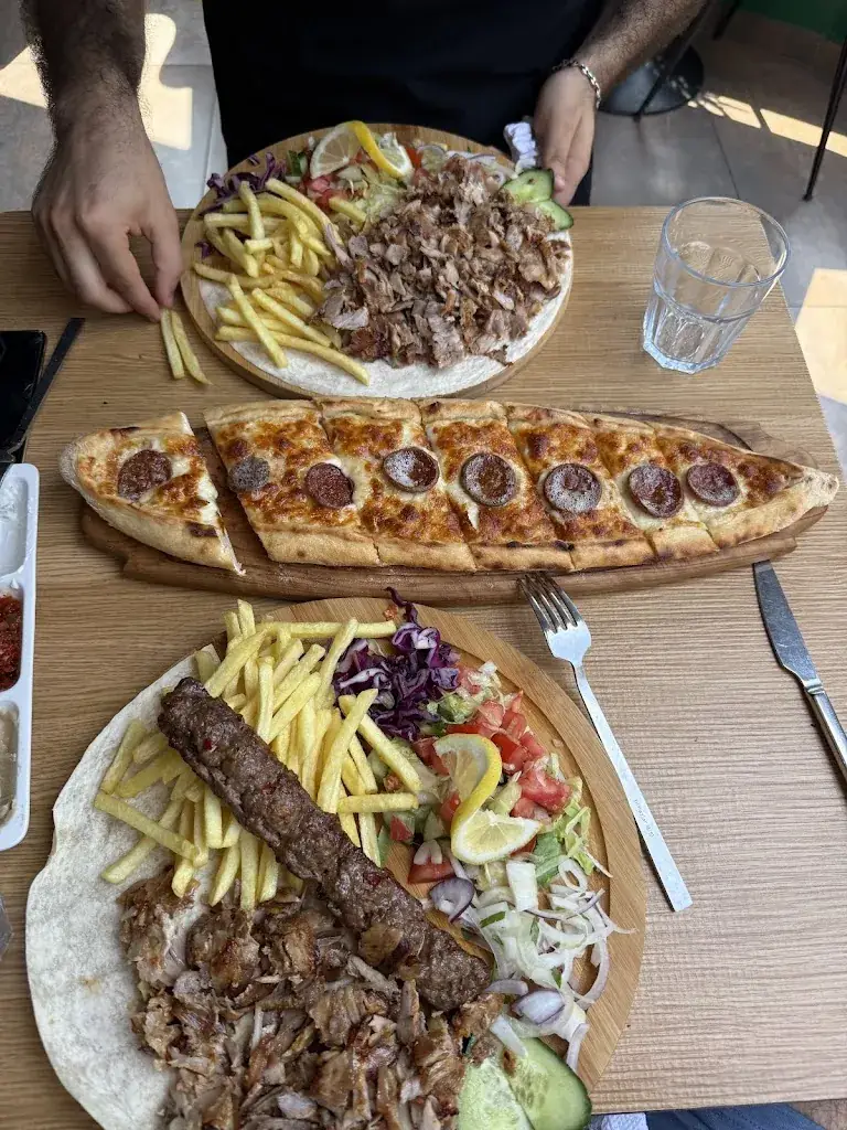 K. Tumen_Restaurant Kayzo_Arnouville_review