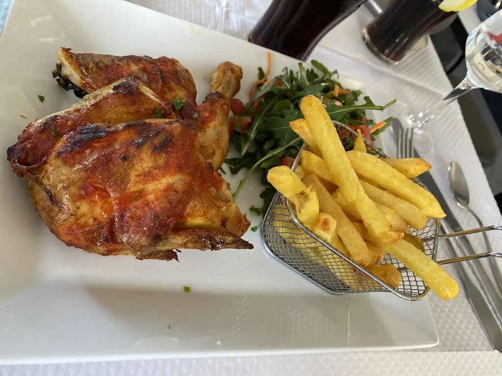 Sue Bas_Le Porto Moniz_Arnouville_review