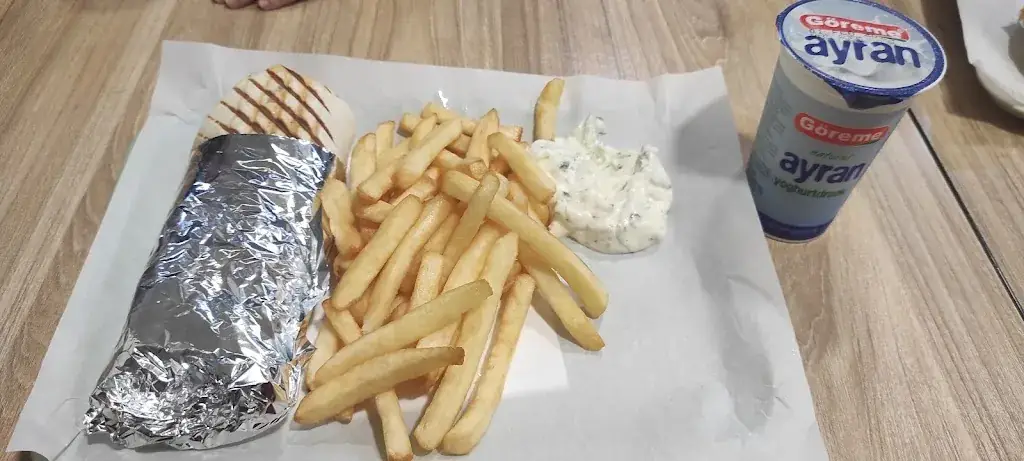 Restaurant Zelal_Arnouville_slider_image_2