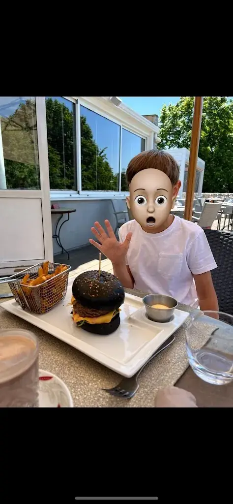 LADIFUA_Restaurant Le Golf._Gonesse_review