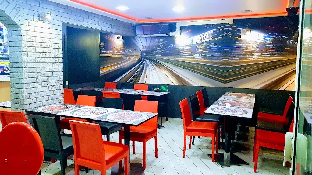 K'pital restaurant in Aubervilliers
