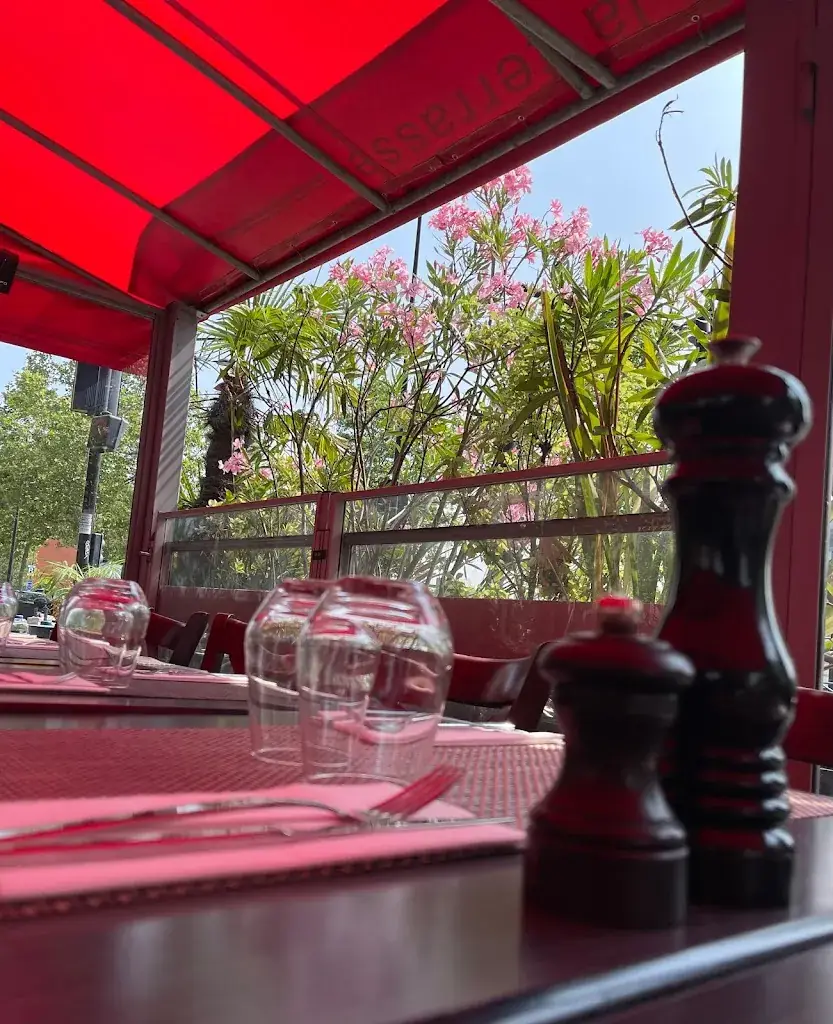 Le Clos Saint Auber - AUBERVILLIERS restaurant in Aubervilliers