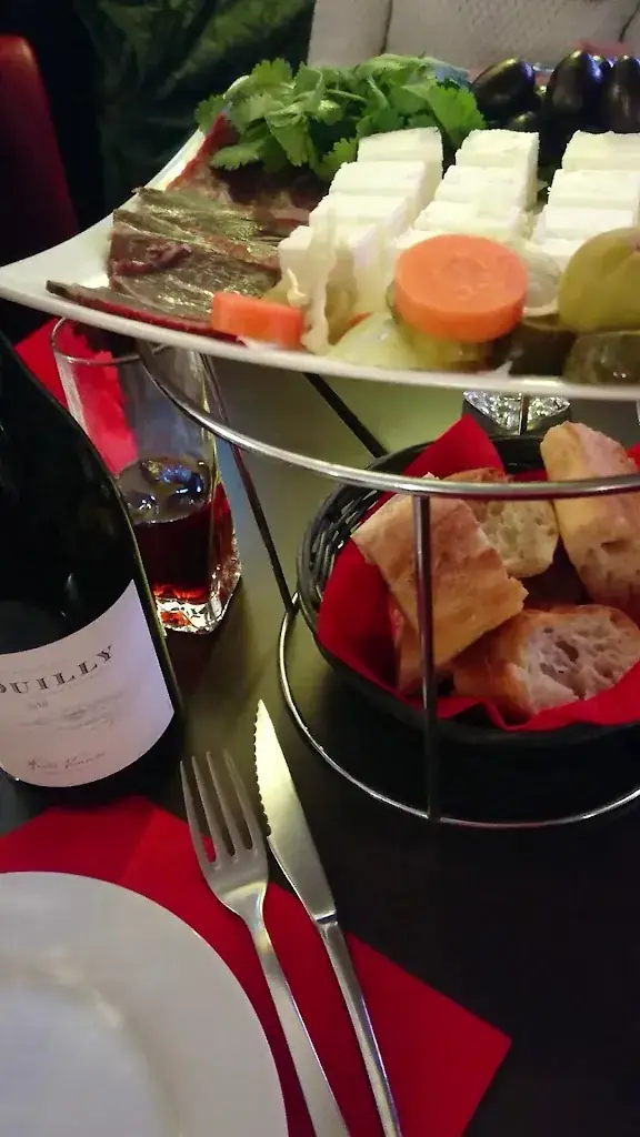 Le Jardin d'Erevan_Alfortville_slider_image_2