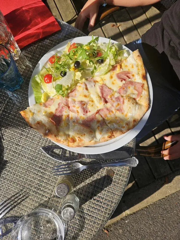 Les Hirondelles_Alfortville_slider_image_2