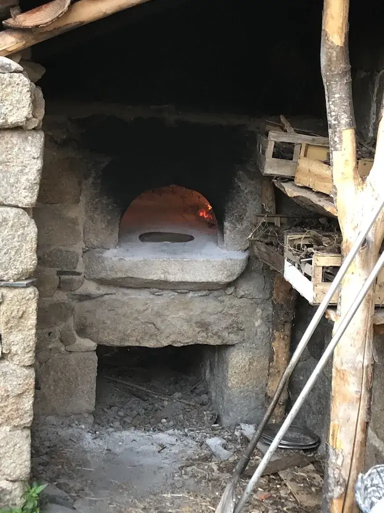 F T_La Terre du Coin_Désaignes_review