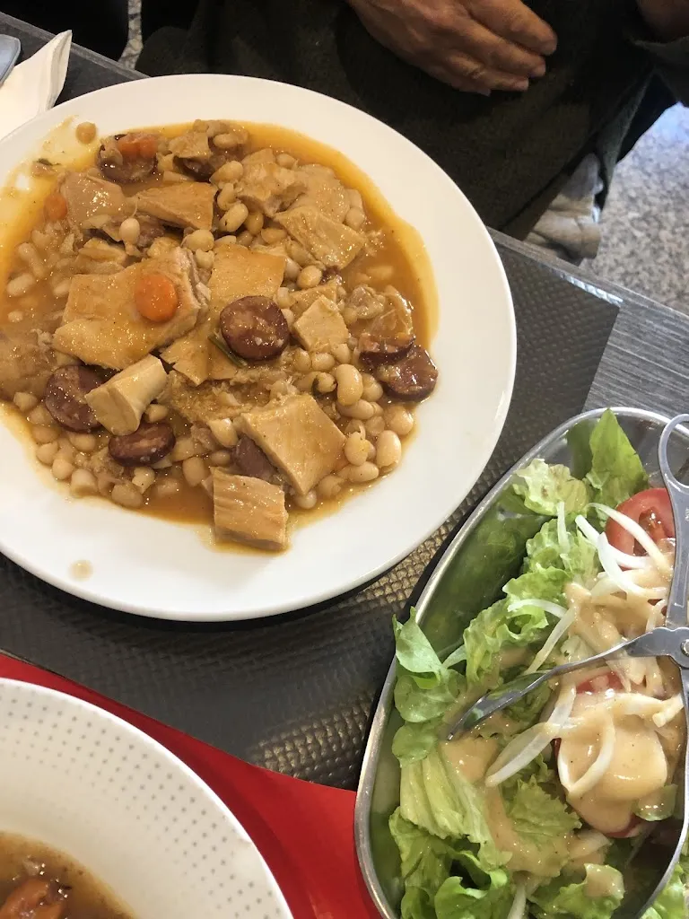 Maria Fernanda Guerrero Vivas_Le Café Crème_Alfortville_review