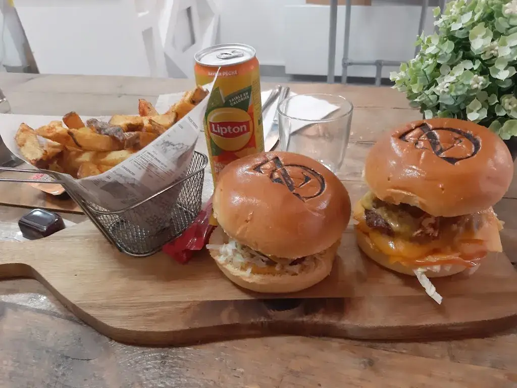 Aka Gekkeiju_LE CLARTZ_Alfortville_reseña