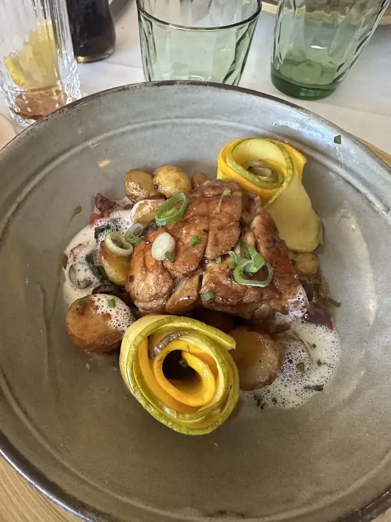 Michael LB_La Bourgogne_Maisons-Alfort_review