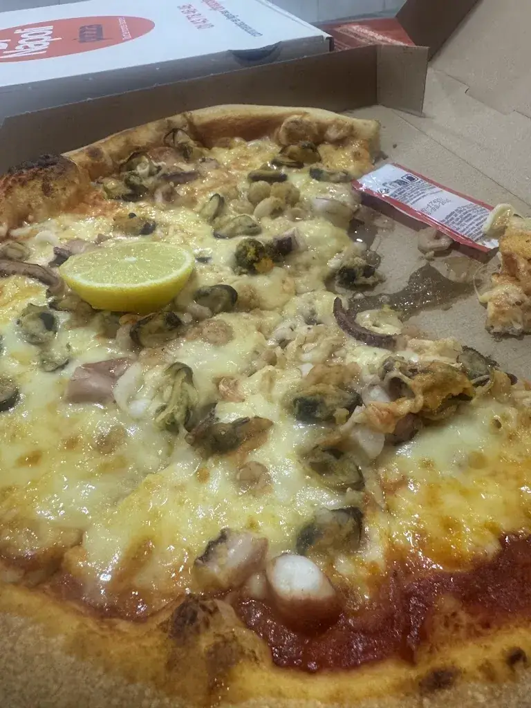 Massimo Mach_Di Napoli Pizza_Alfortville_review