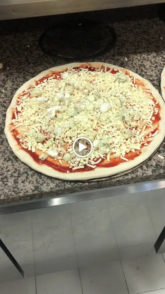 Di Napoli Pizza_Alfortville_slider_image_2