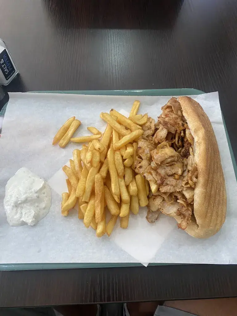 Loic_Chez nous restaurant rapide kebab turc_Bagneaux-sur-Loing_review