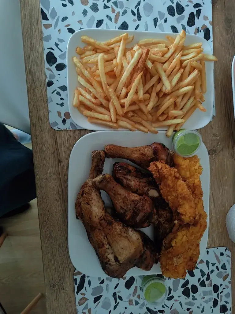 H H_Pause Poulet_Arpajon_recensione