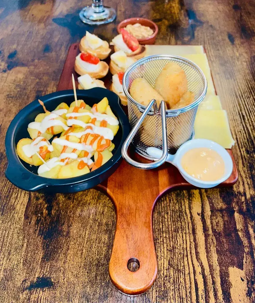 O'RAVEN - Bar à Tapas_Arpajon_slider_image_2