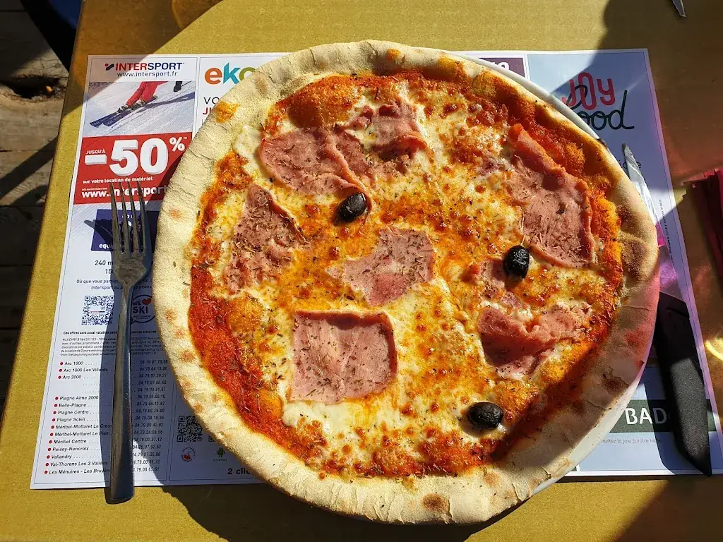 Andrew Lizunov_La Terrasse_Aime-la-Plagne_review