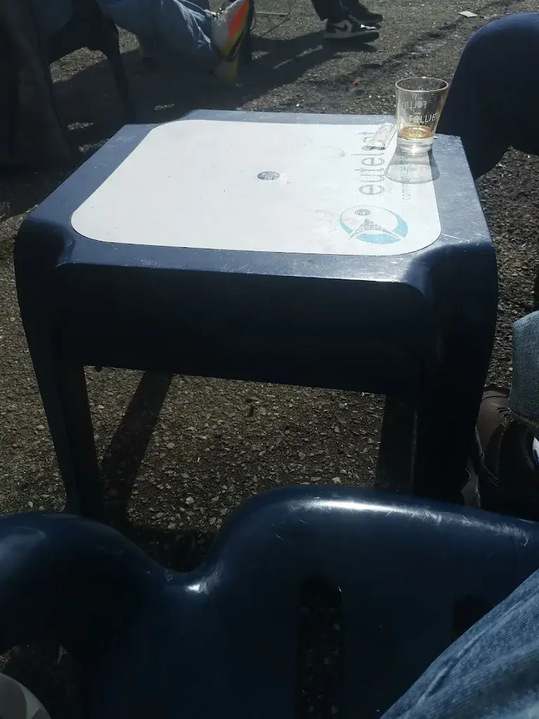 Roksana Twardawa_La Terrasse_Aime-la-Plagne_review