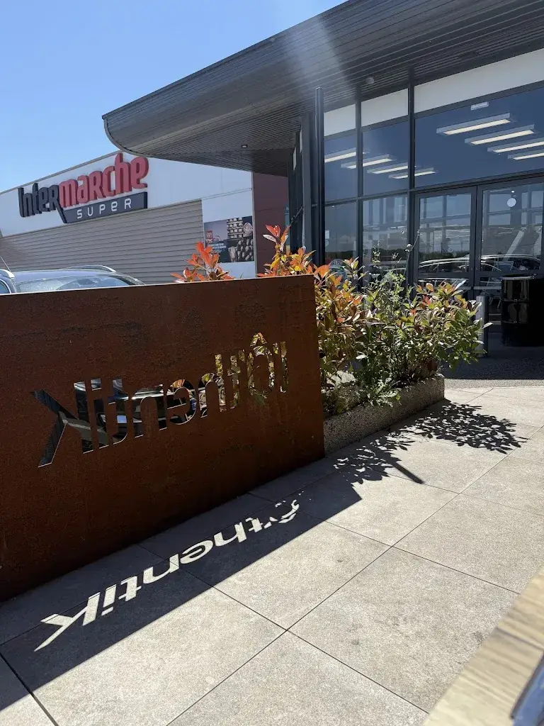 P P38_L'Othentik_Domarin_review