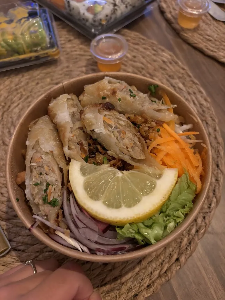 Traveler Traveler_AsianTimeArpajon_Arpajon_reseña