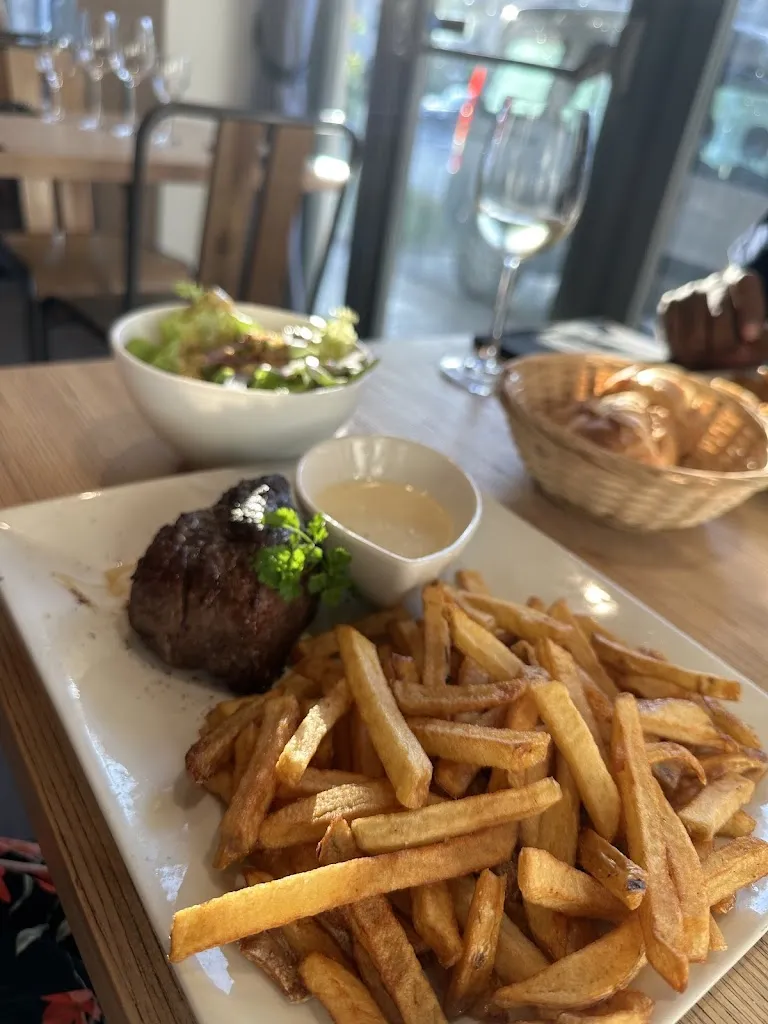 Gayani Koralegedara_La Croix du Mont Blanc_Saint-Gervais-les-Bains_review